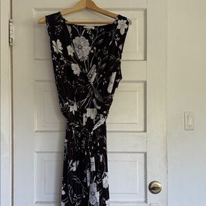 Calvin Klein Black and White Floral Maxi jumpsuit 12